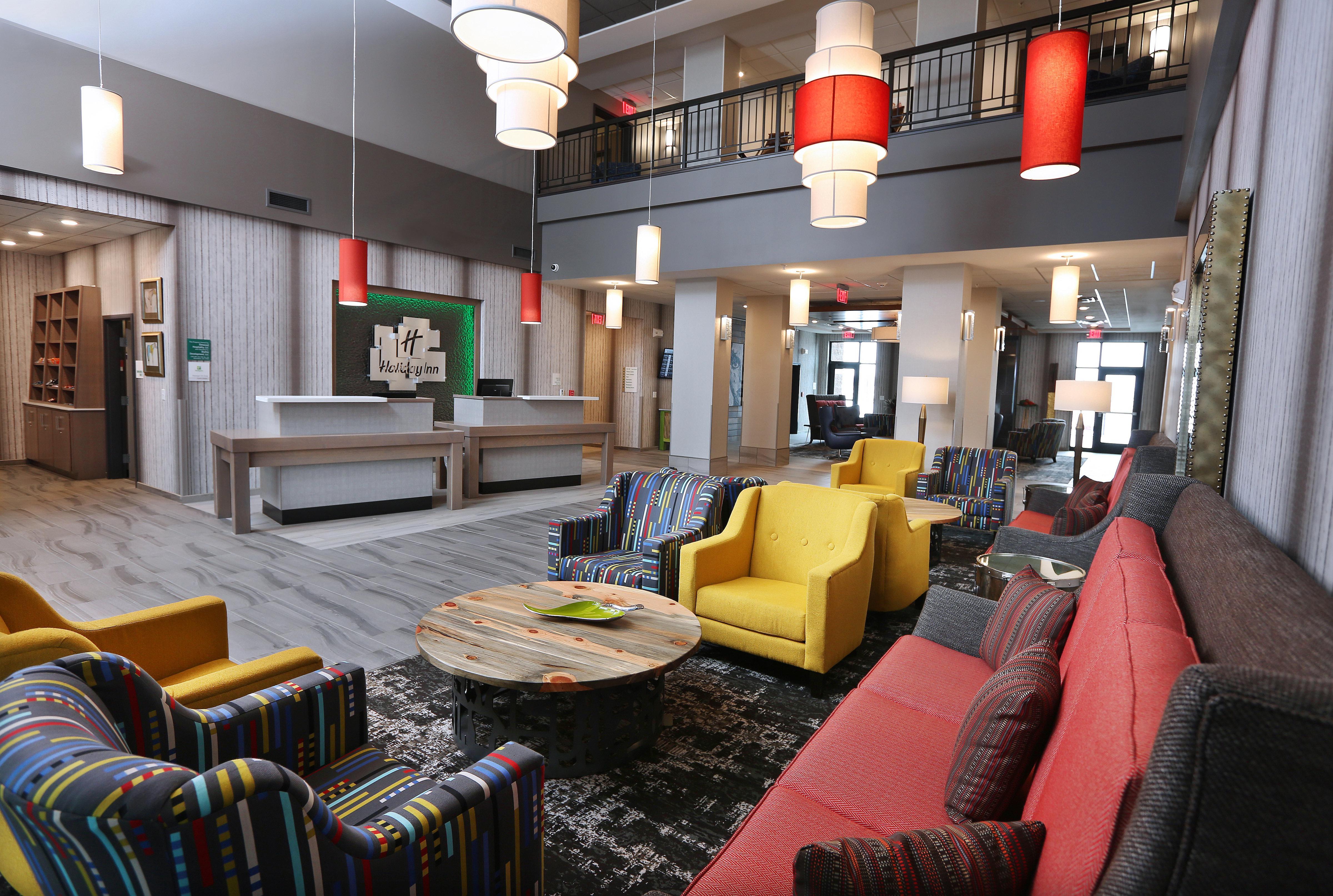 Holiday Inn & Suites Sioux Falls - Airport By Ihg Exterior photo
